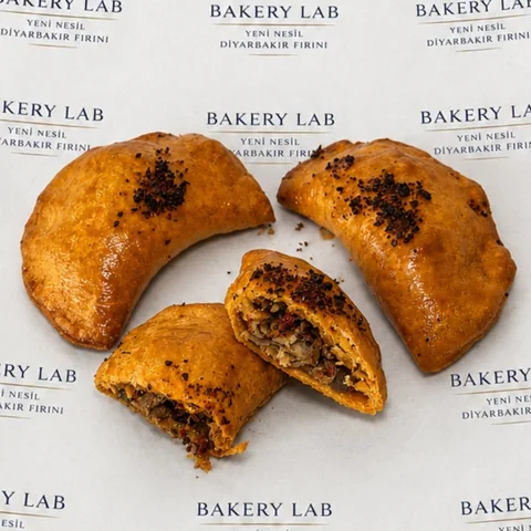 Tavuk & Mantarlı Poğaça